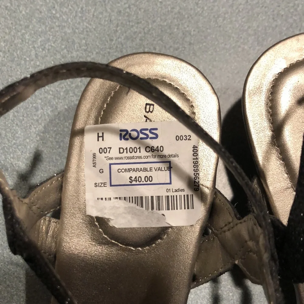 Bandolino Wedge Sandals with Sparkles 6 1/2 - Picture 4 of 16